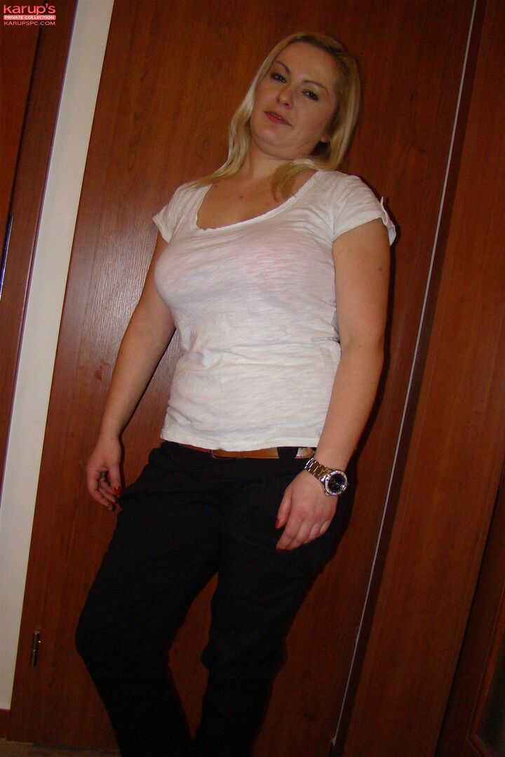 Helen Ashley 6843