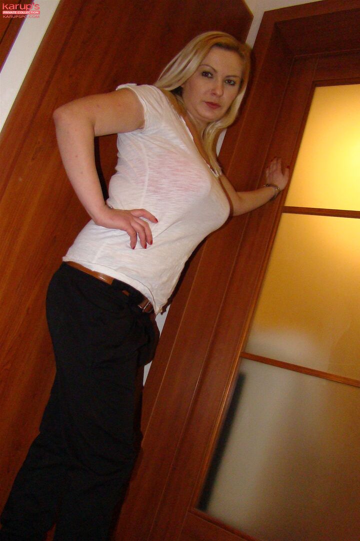 Helen Ashley 6843