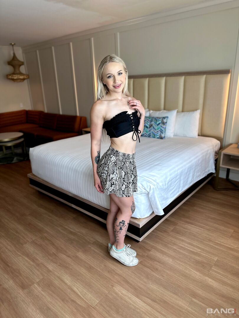Blonde Teen Slut Sage Rabbit Gets A Creampie In Hotel Room