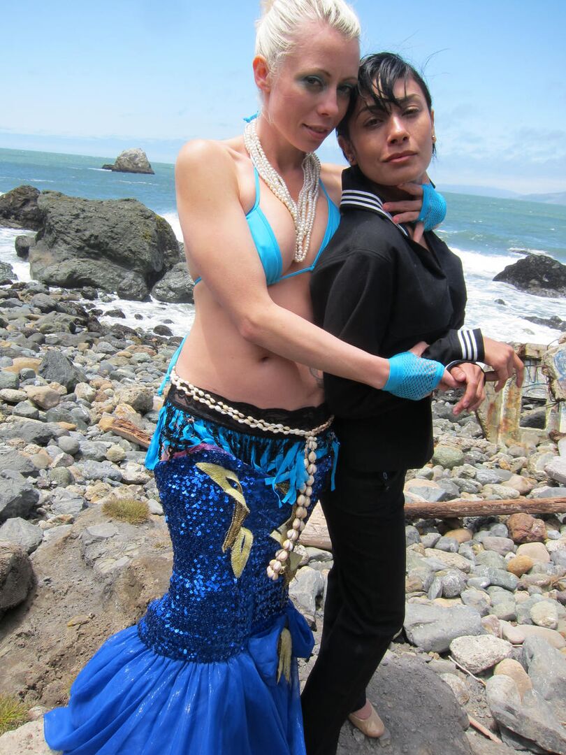 Lesbian Hotties Outdoor Sex