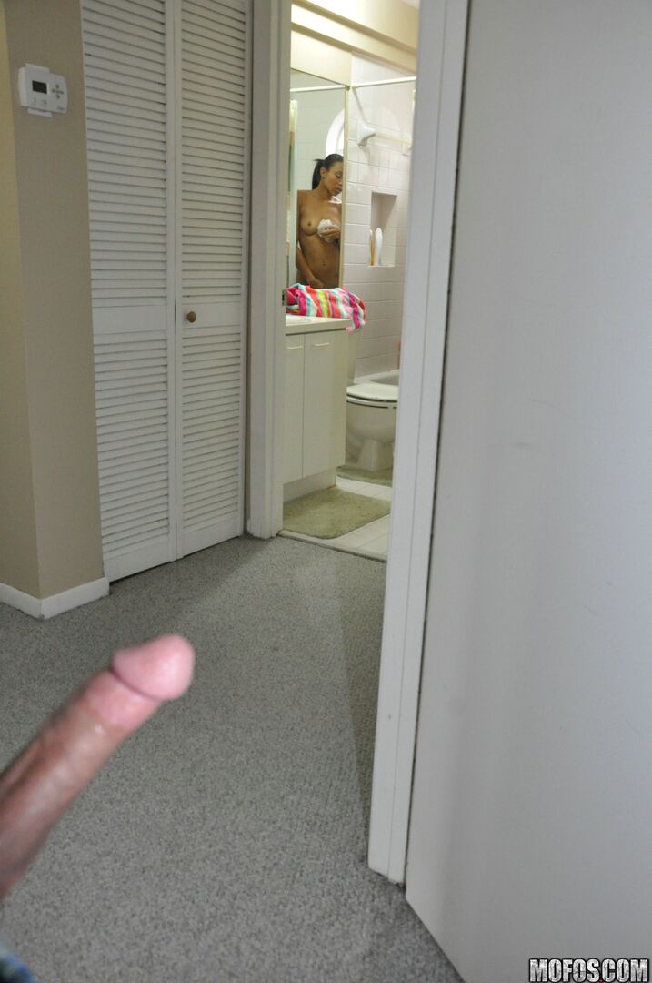 Filming a Hot Girl Masturbating