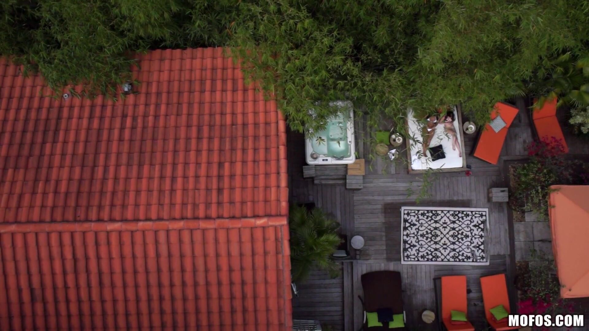 Rooftop Rub