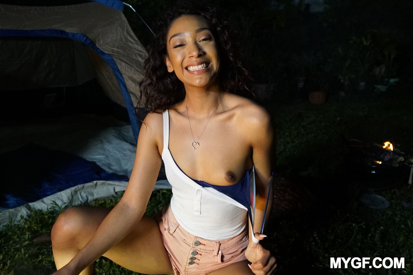 Sarah Lace Fucked In Camping Trip