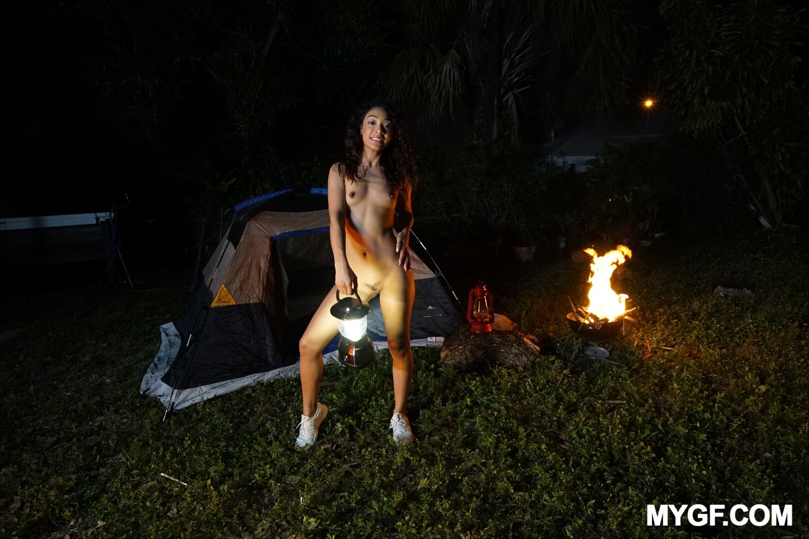 Sarah Lace Fucked In Camping Trip