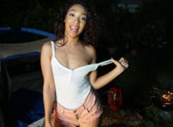 Sarah Lace Fucked In Camping Trip