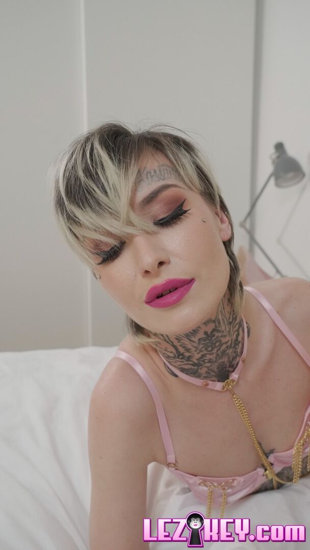 BTS with Tabitha Poison