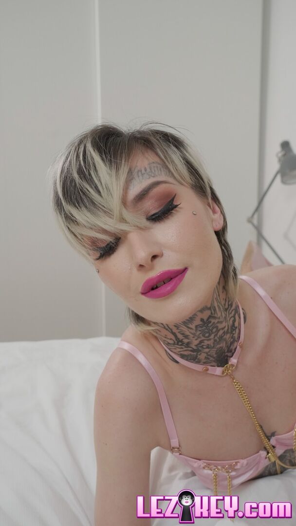 BTS with Tabitha Poison