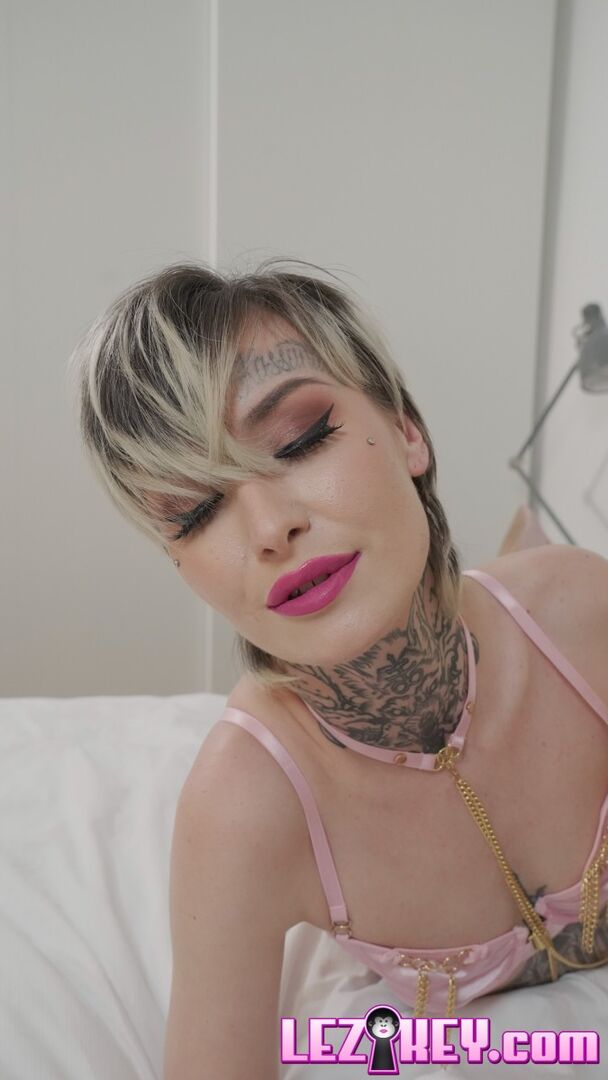 BTS with Tabitha Poison