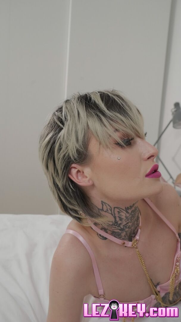 BTS with Tabitha Poison