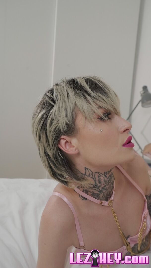 BTS with Tabitha Poison