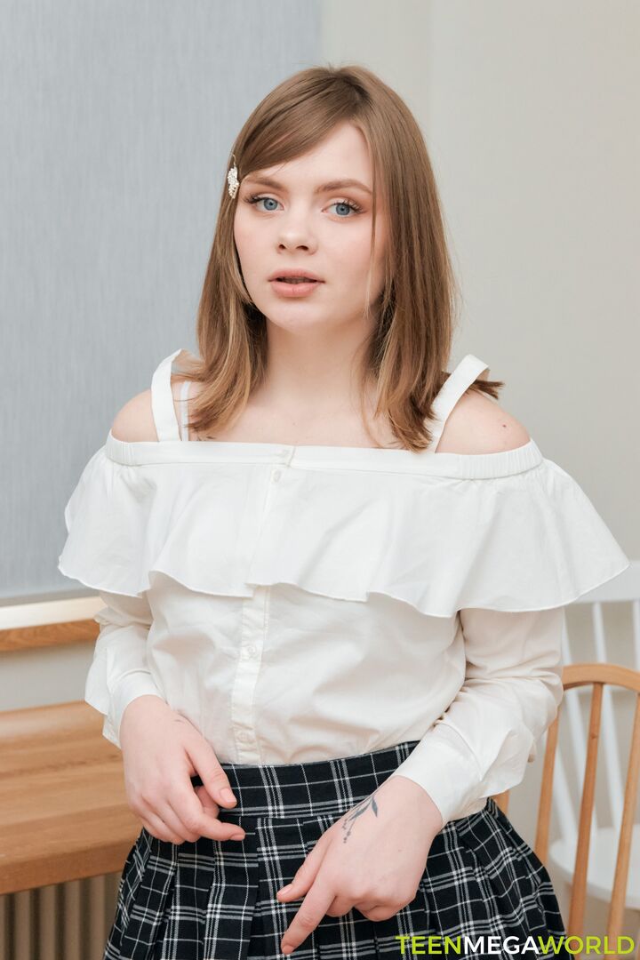 Lazy student needs a good fuck