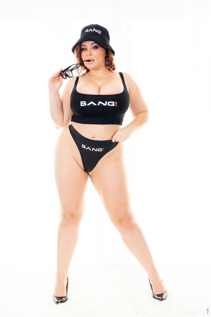 Watch Natasha Nice's Tits Swing While She Gets Her Plump Pussy Fucked