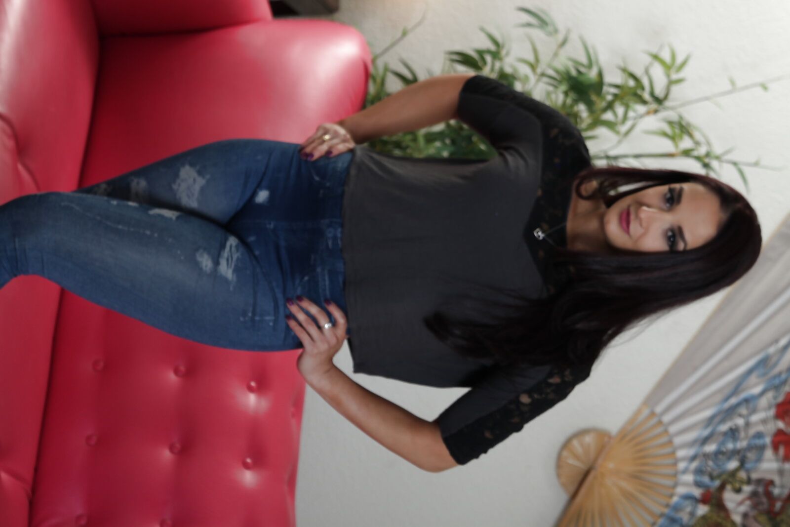 Sheena Ryder Loves Bouncing Her Round Booty On Cocks