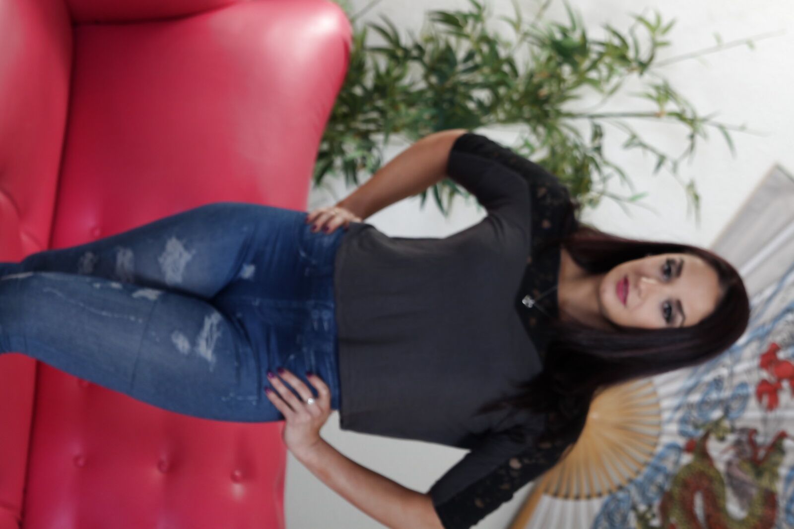 Sheena Ryder Loves Bouncing Her Round Booty On Cocks