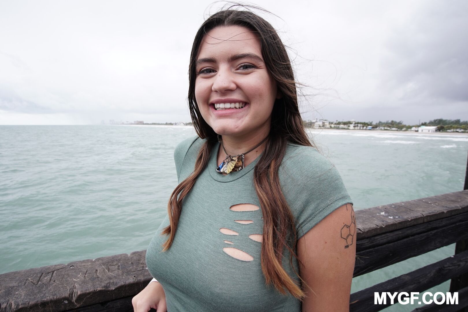 Loser lexx gets wild sex for her birthday