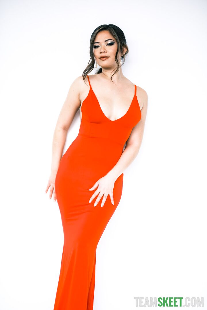 Ripe for the Taking Part 1: Scarlett’s