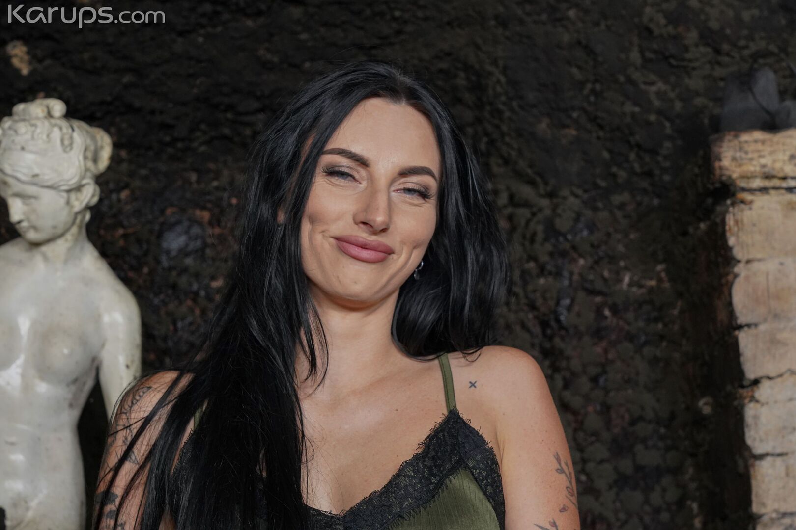 DILDO DEEP
