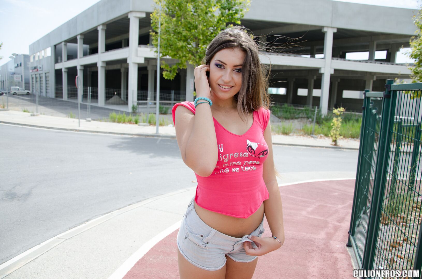 Girl gets ditched after banging