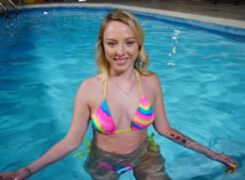Dixie Lynn Fucked By The Pool