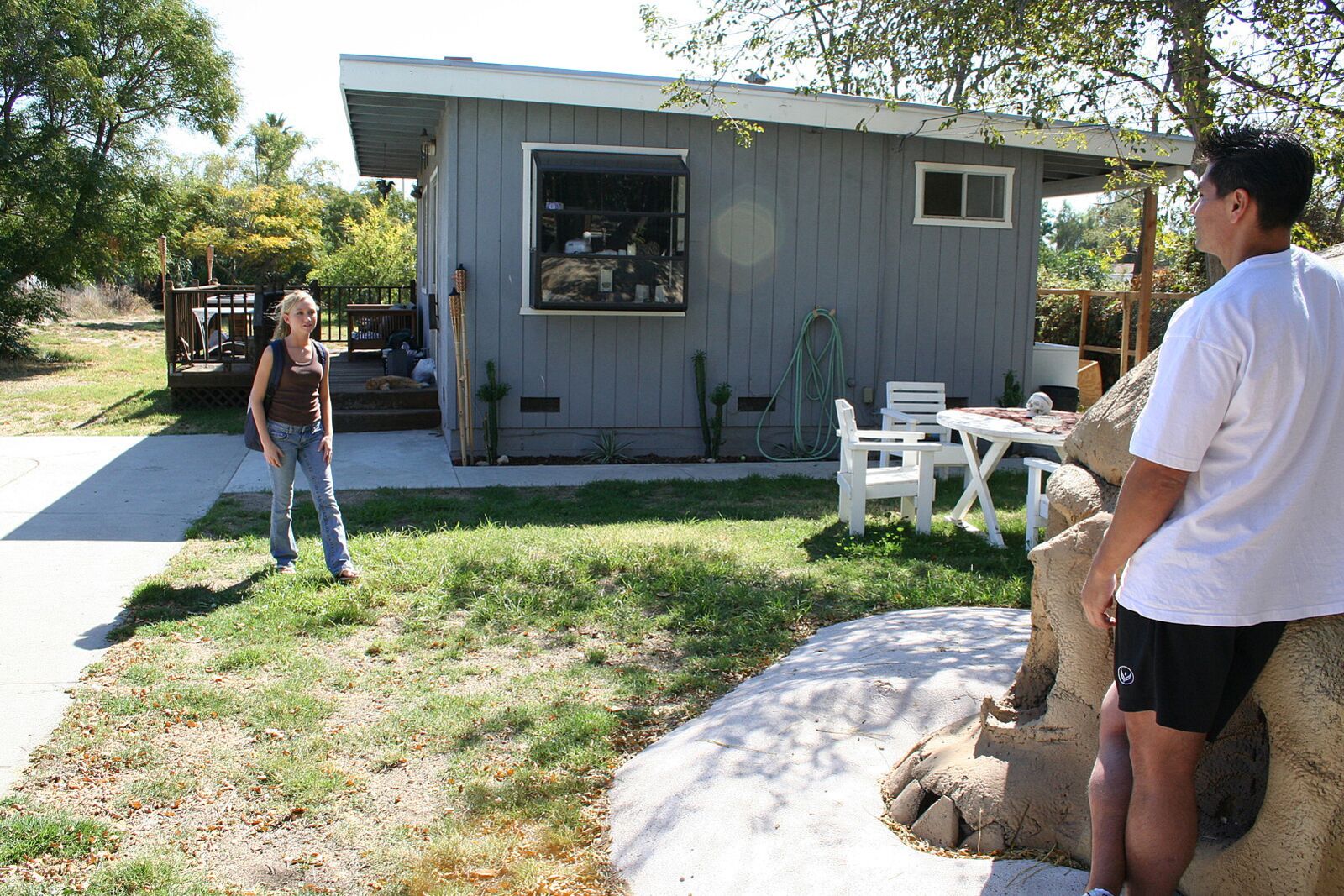 Madison Scott Gets A Facial In The Hot Tub