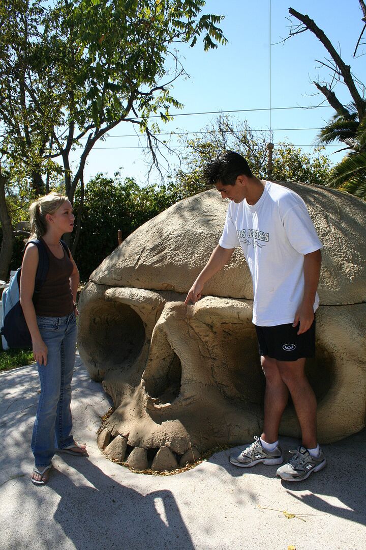 Madison Scott Gets A Facial In The Hot Tub