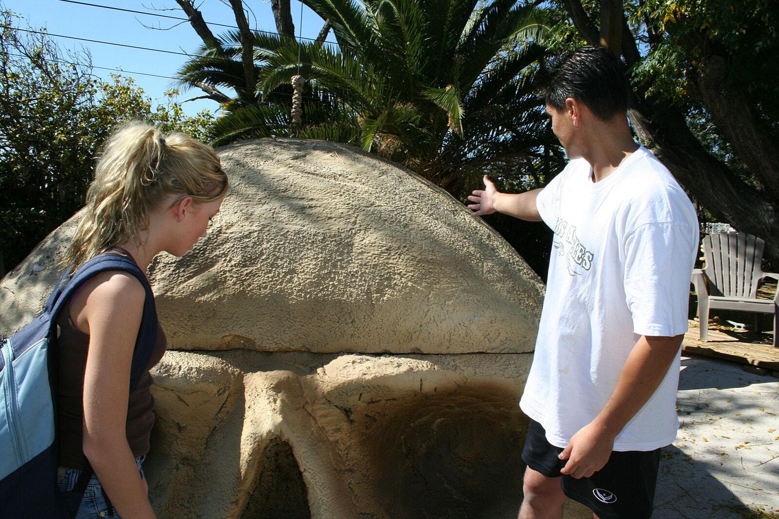 Madison Scott Gets A Facial In The Hot Tub