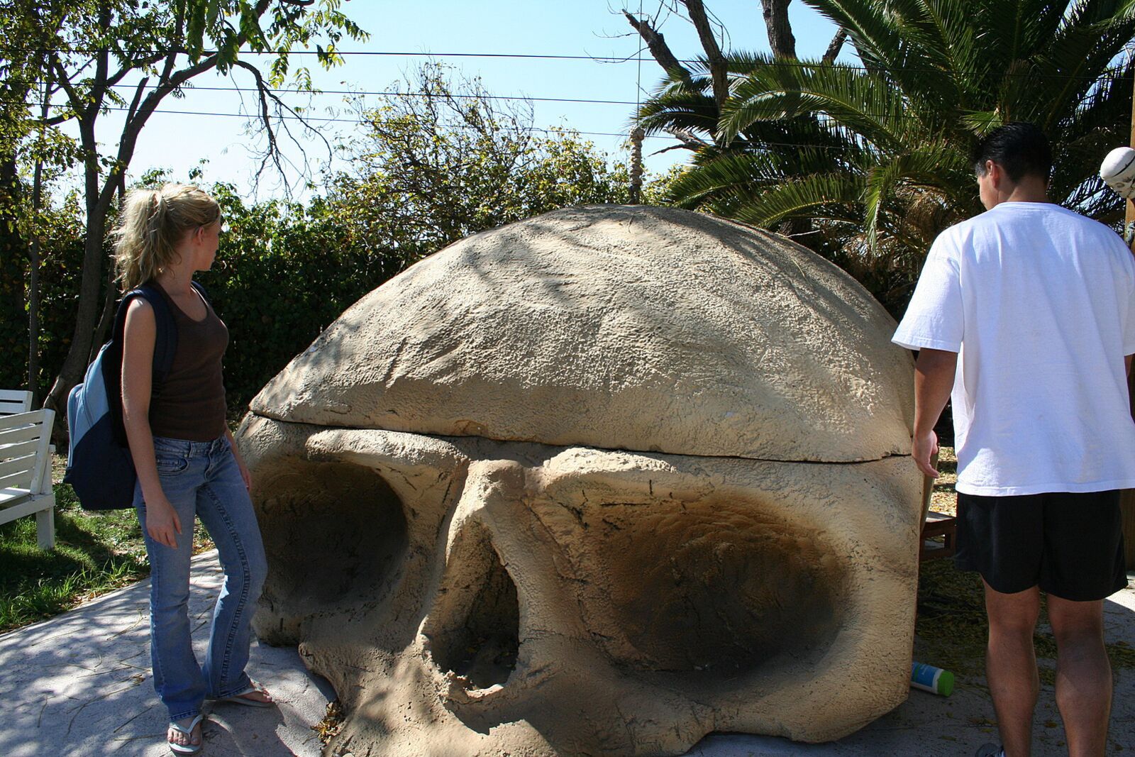 Madison Scott Gets A Facial In The Hot Tub