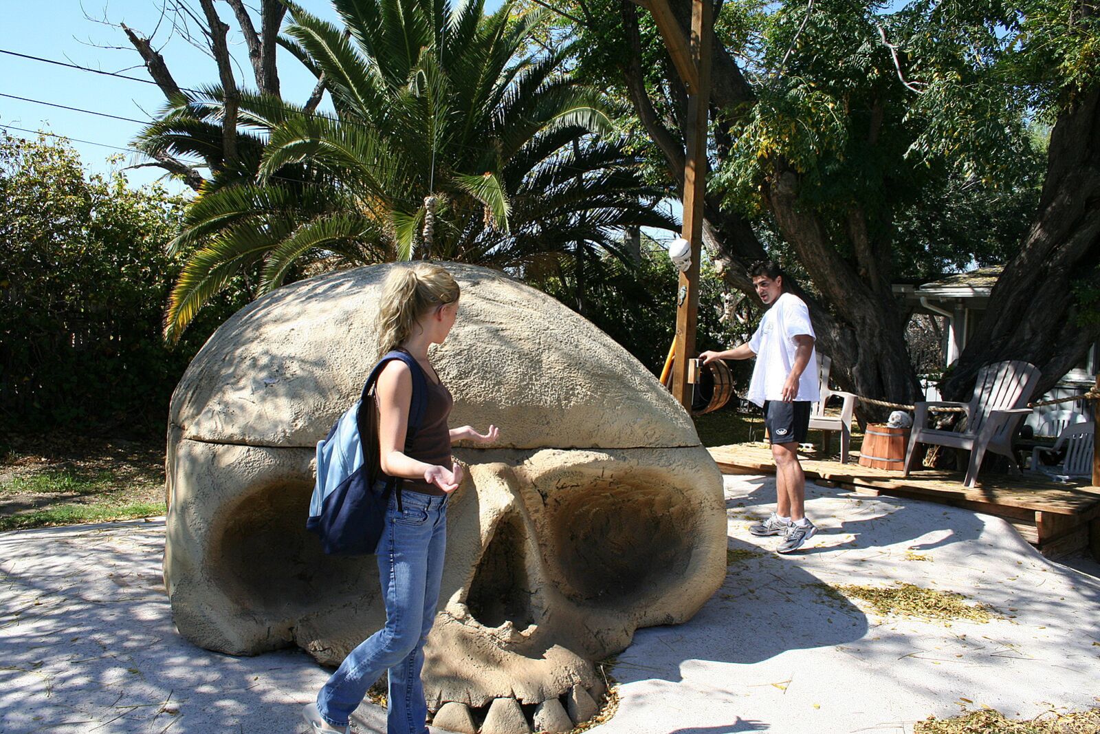 Madison Scott Gets A Facial In The Hot Tub