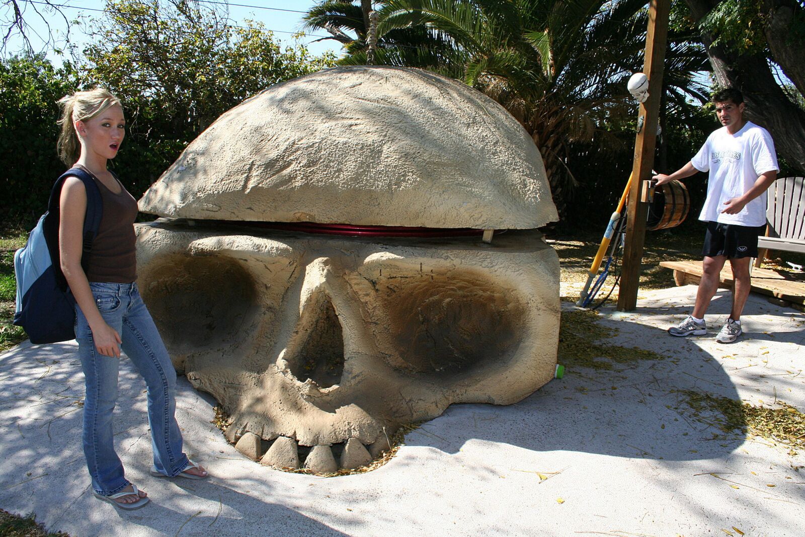 Madison Scott Gets A Facial In The Hot Tub