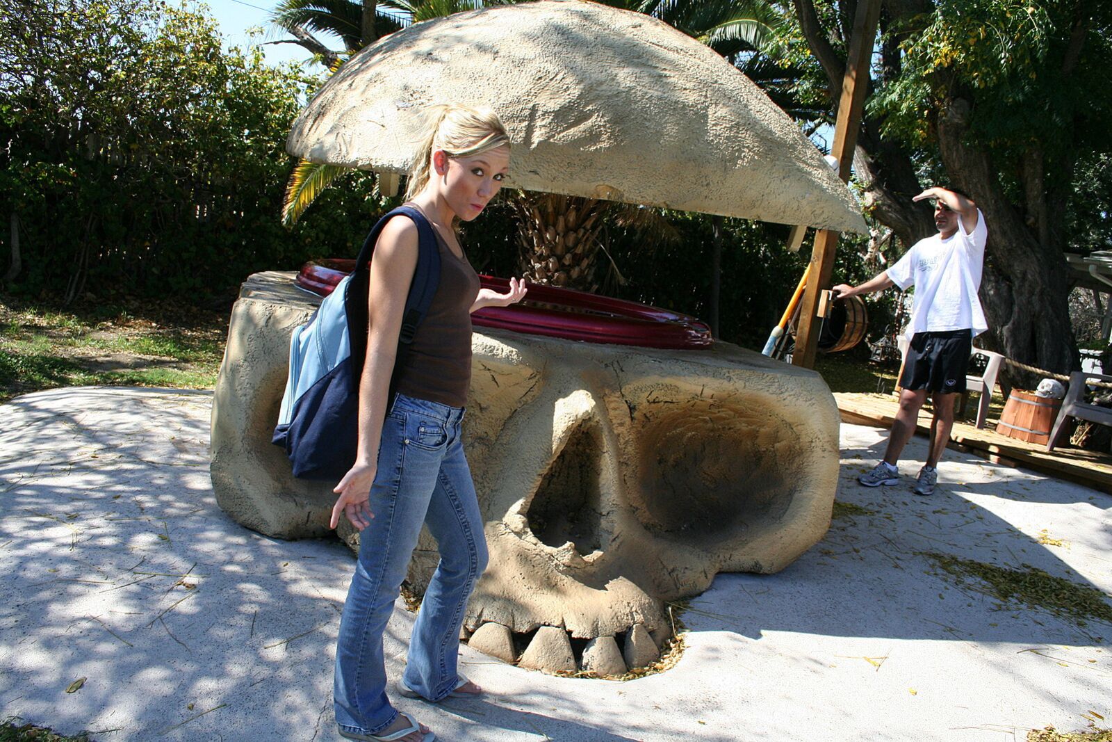 Madison Scott Gets A Facial In The Hot Tub