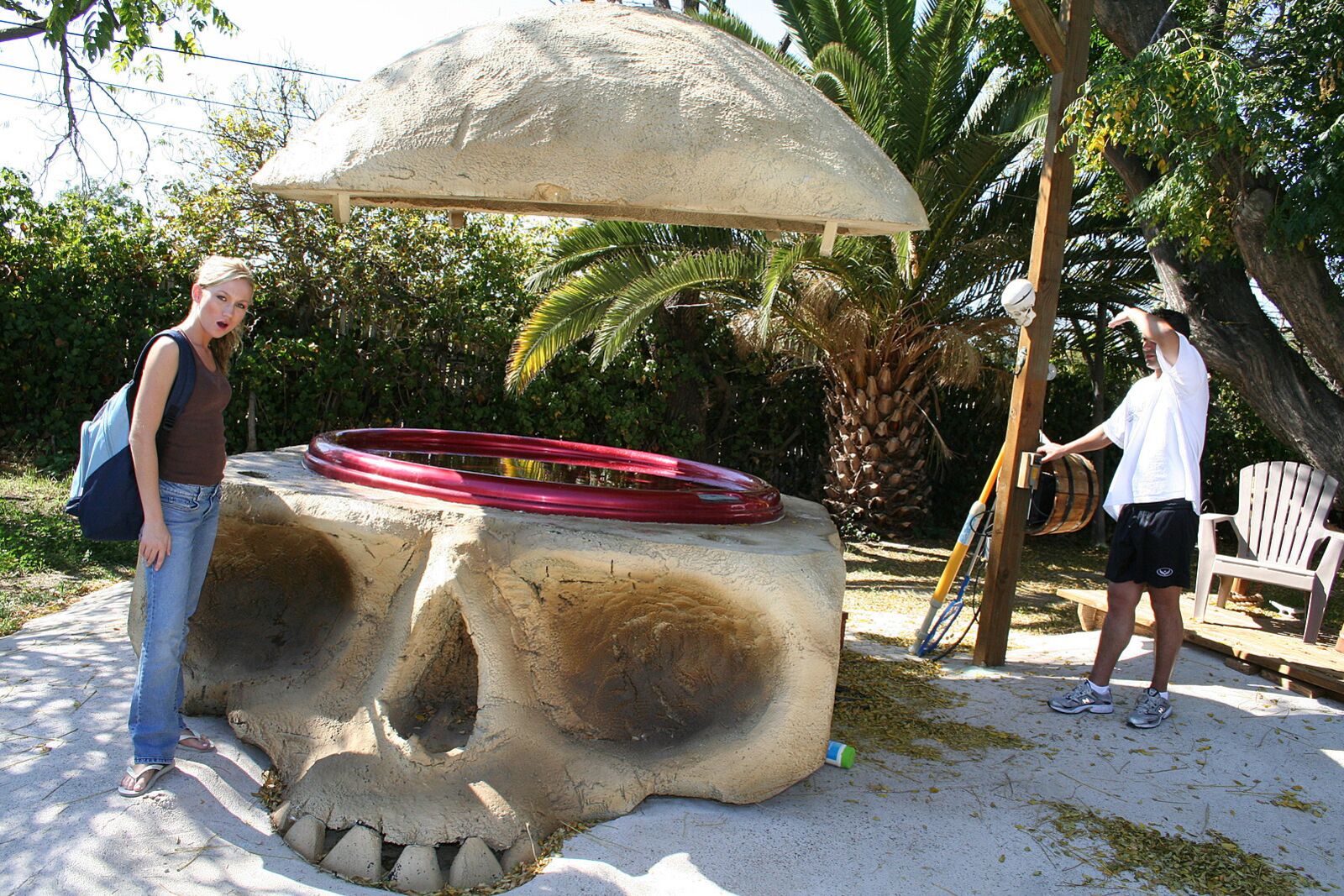 Madison Scott Gets A Facial In The Hot Tub