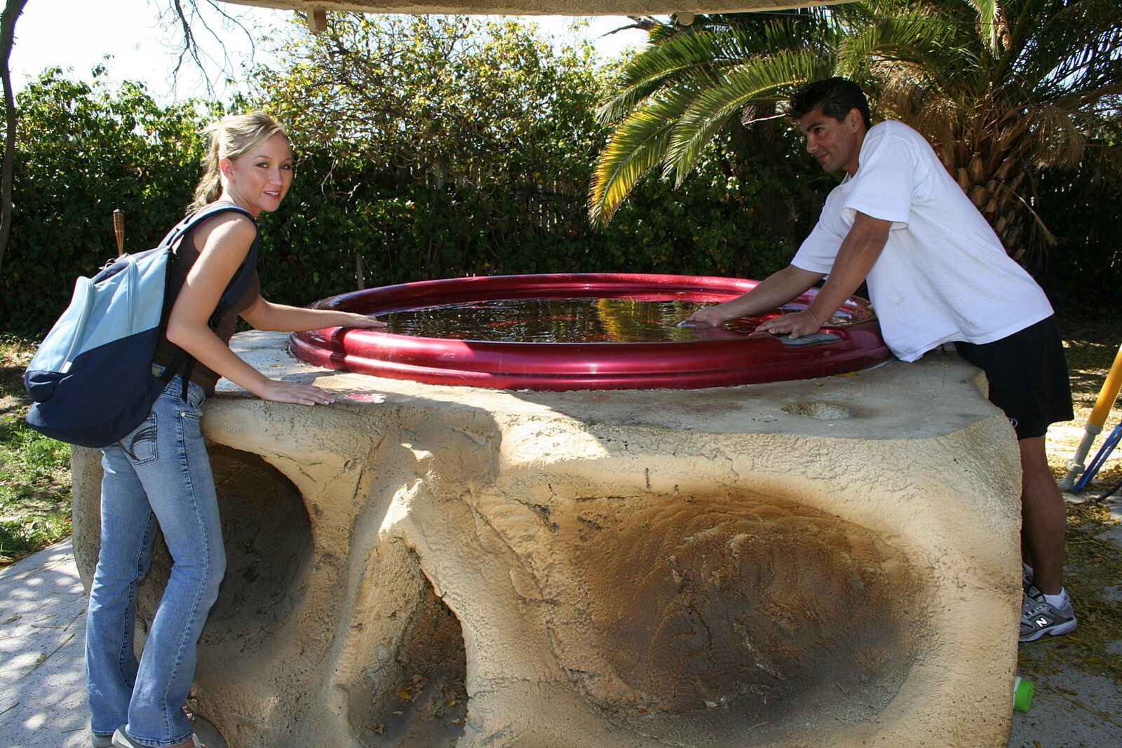 Madison Scott Gets A Facial In The Hot Tub
