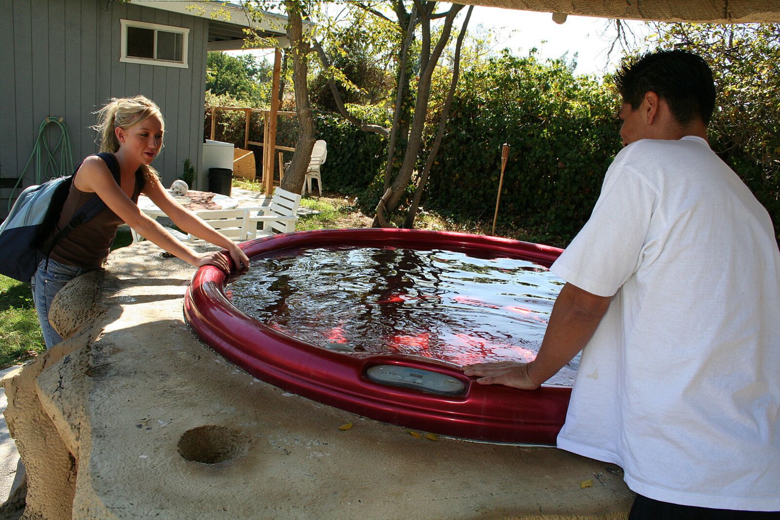 Madison Scott Gets A Facial In The Hot Tub