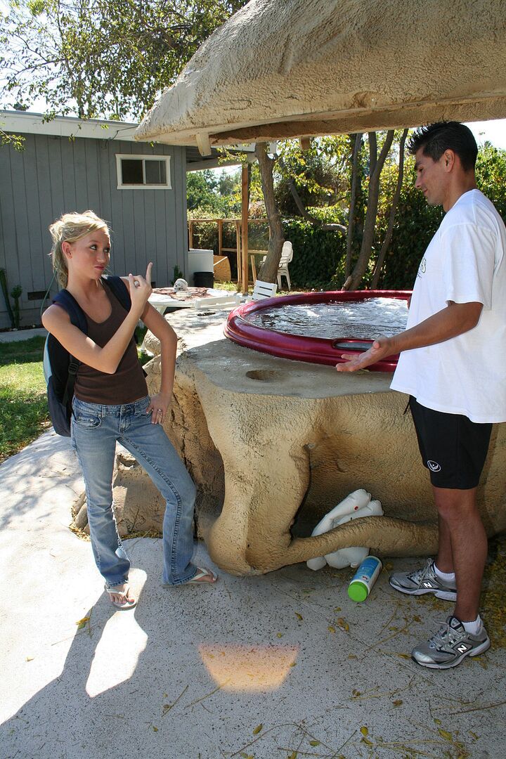 Madison Scott Gets A Facial In The Hot Tub