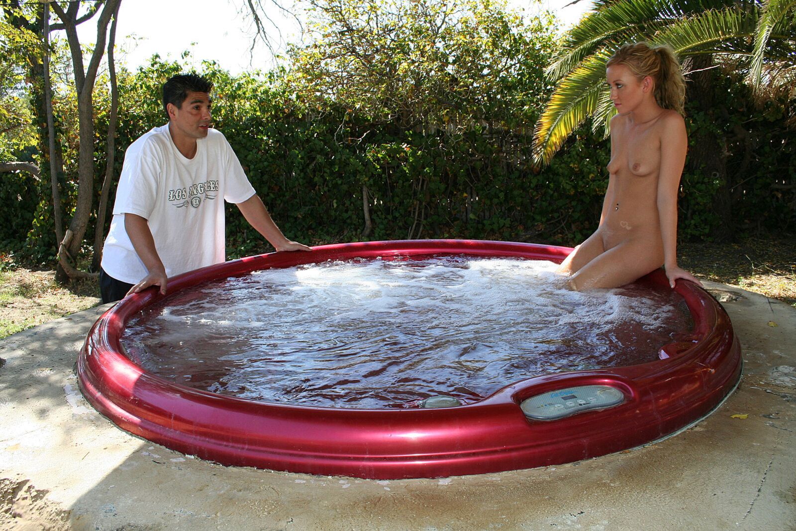 Madison Scott Gets A Facial In The Hot Tub