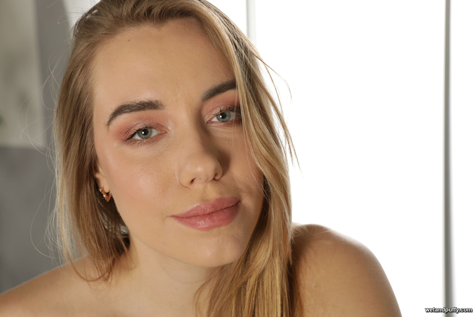 RYANA — CLAMPED CHERRY