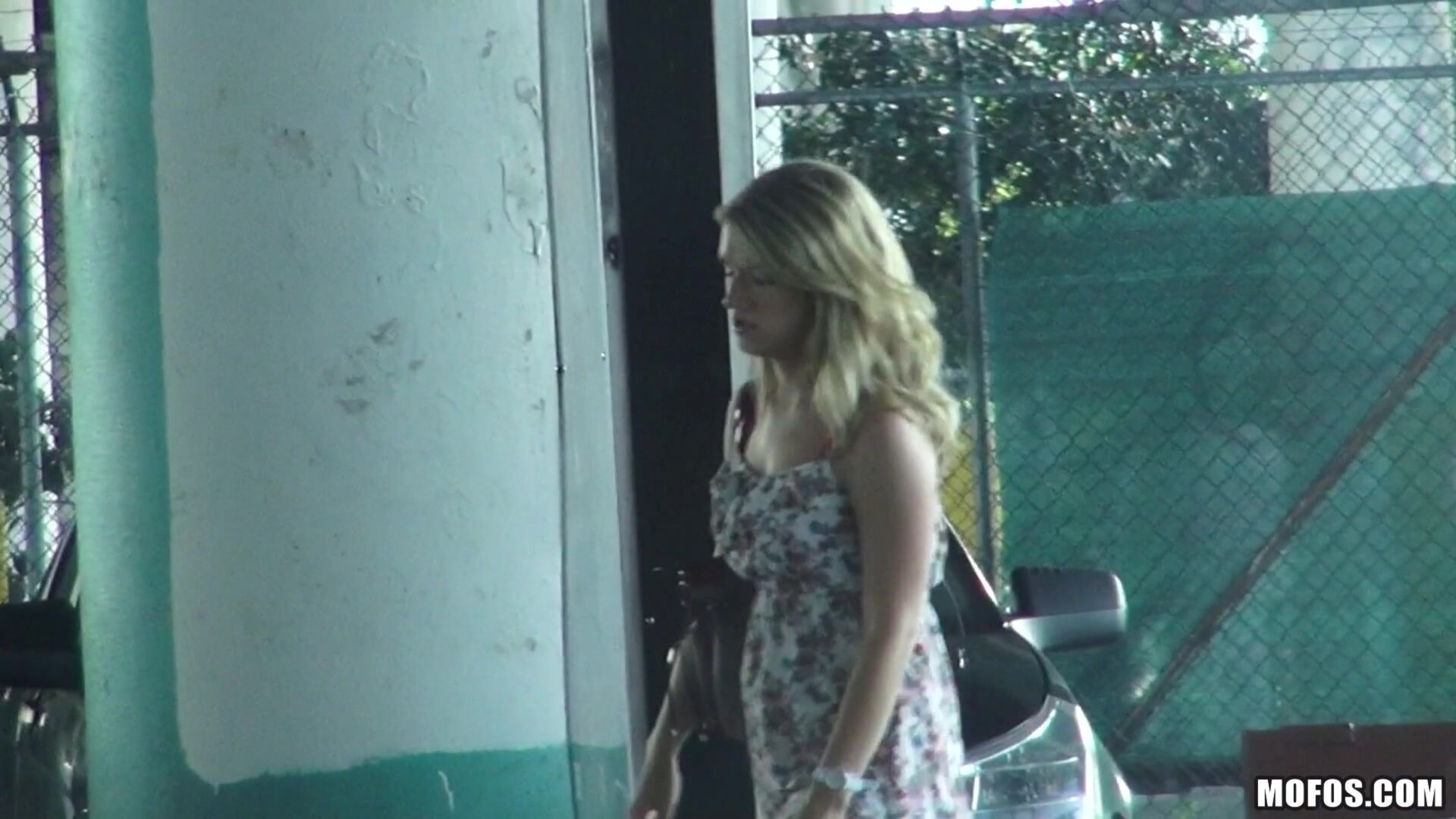 Blonde Gets Nailed on Camera