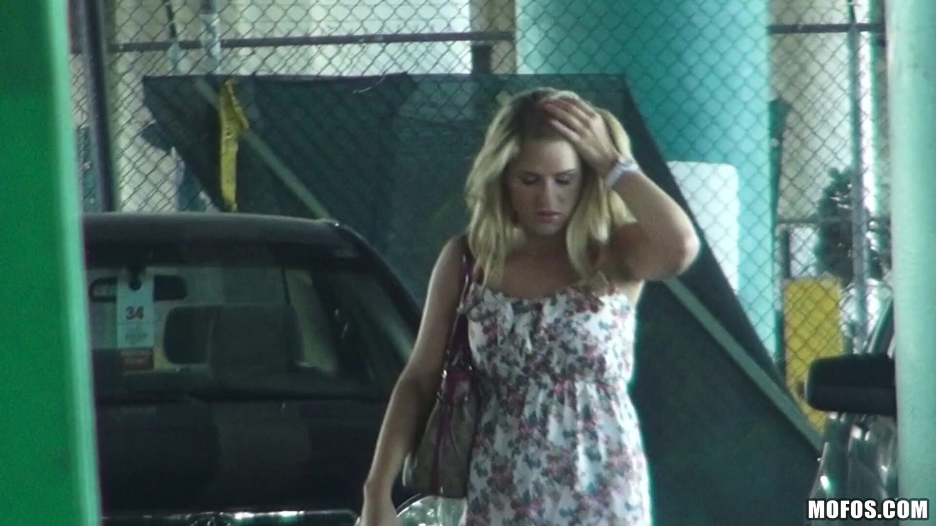 Blonde Gets Nailed on Camera