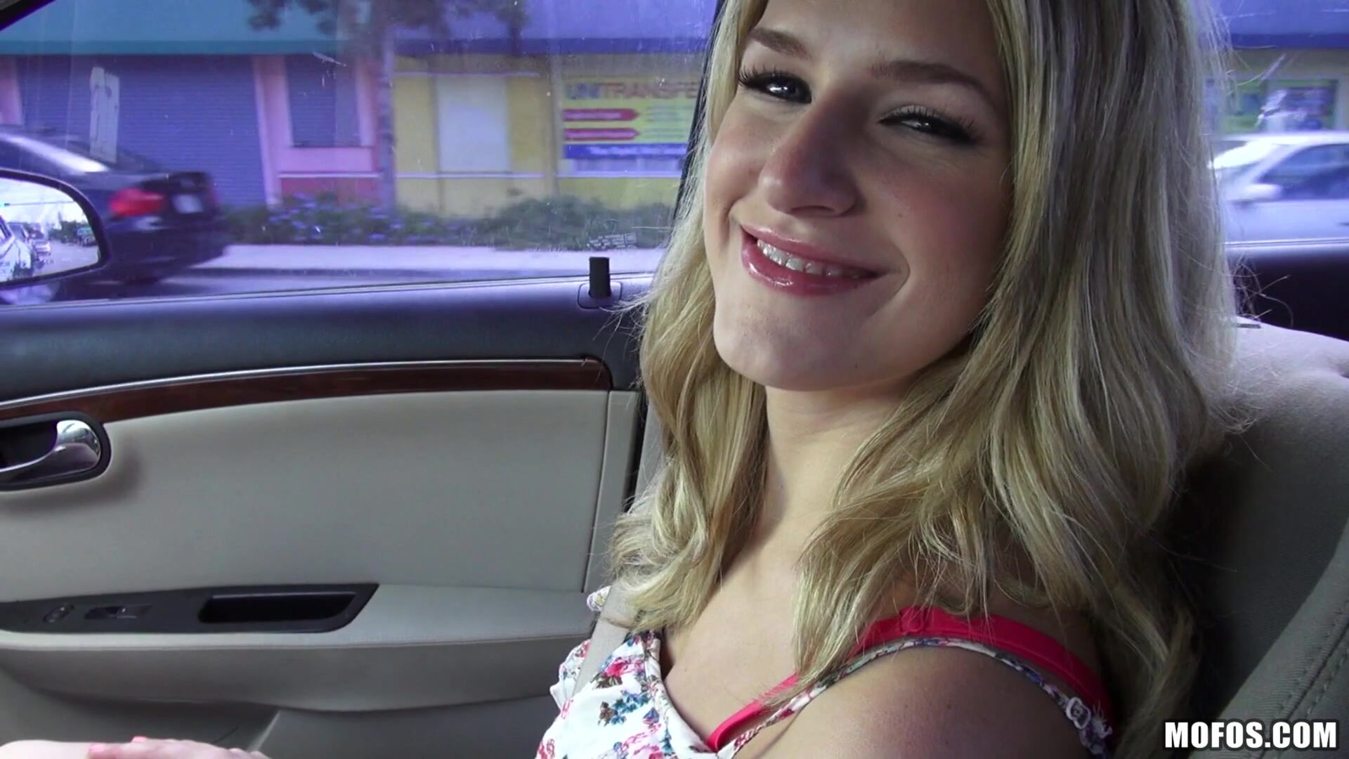 Blonde Gets Nailed on Camera