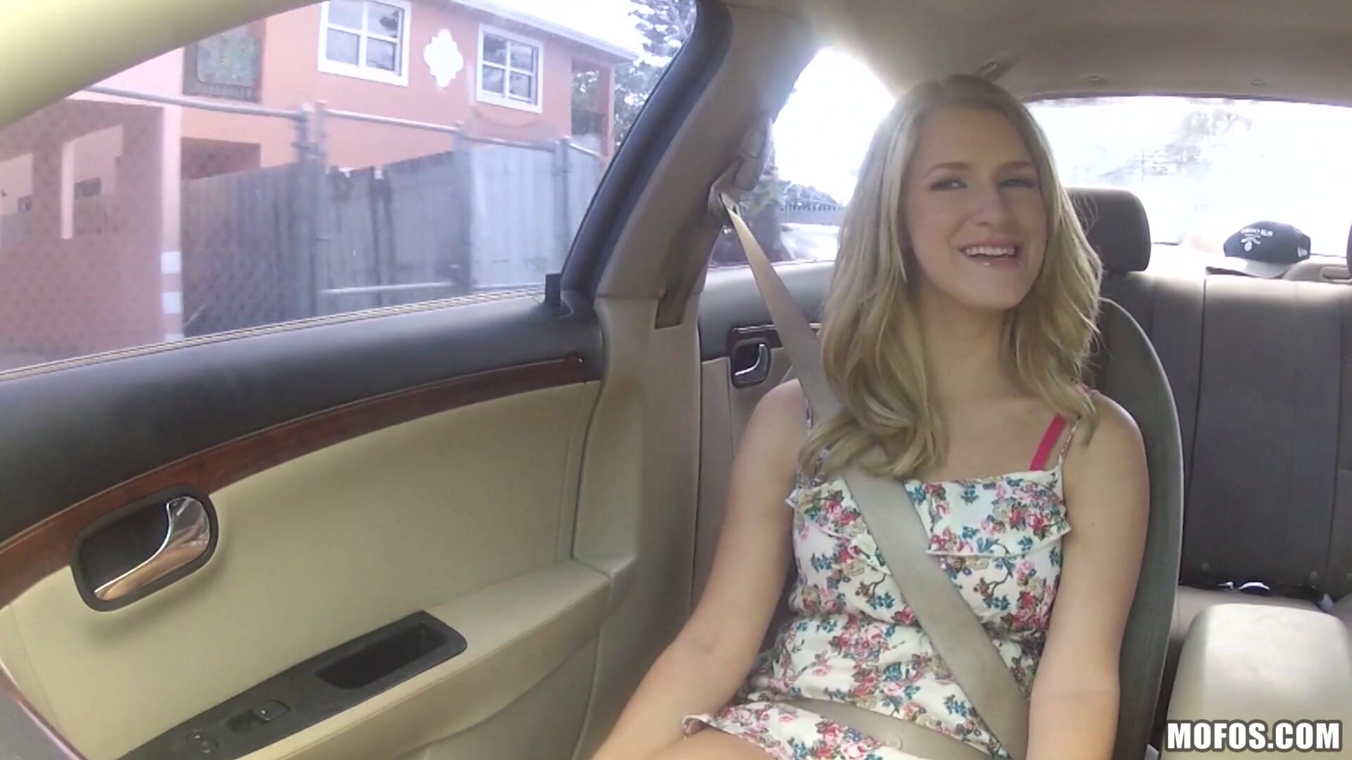 Blonde Gets Nailed on Camera
