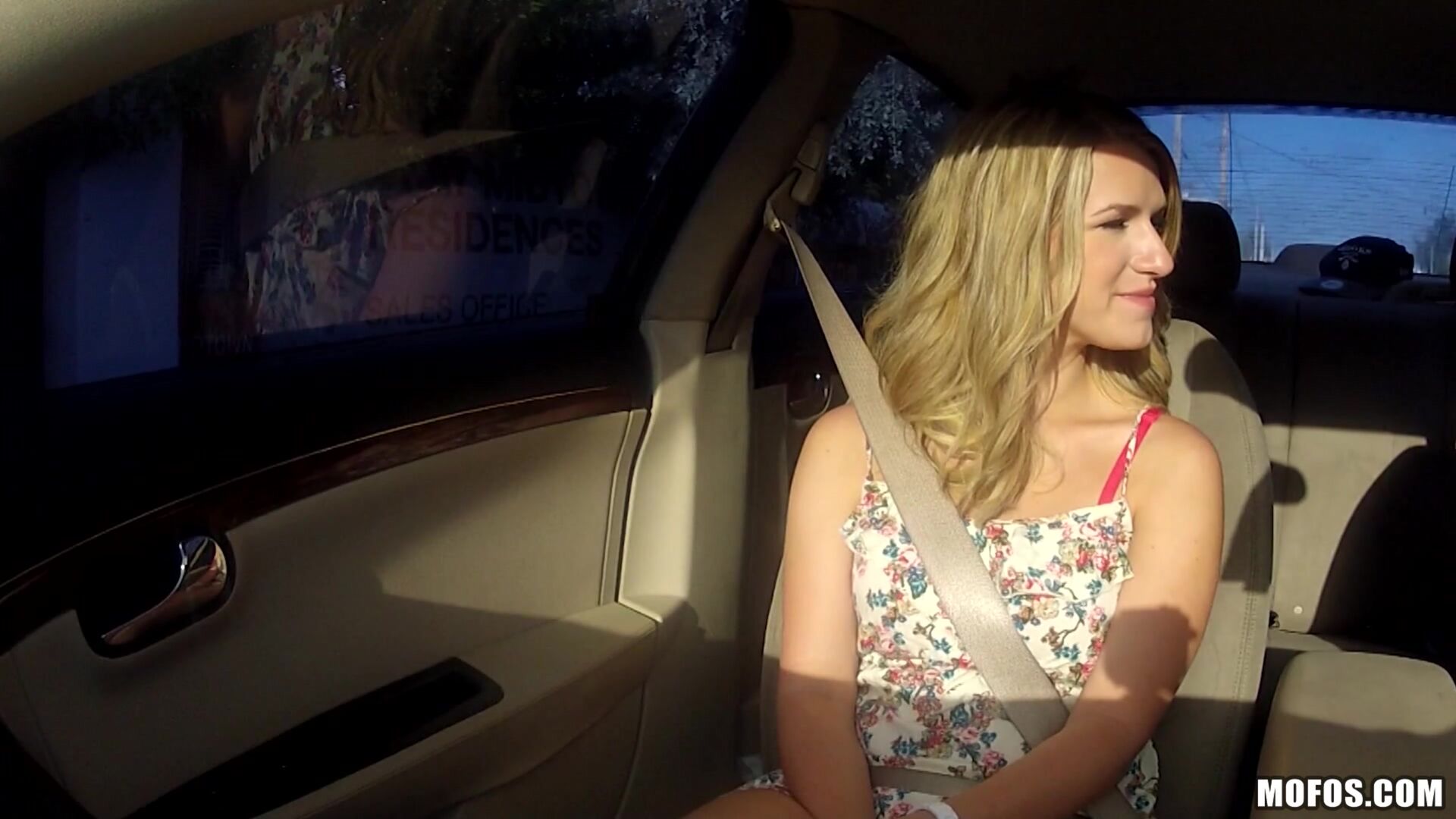 Blonde Gets Nailed on Camera