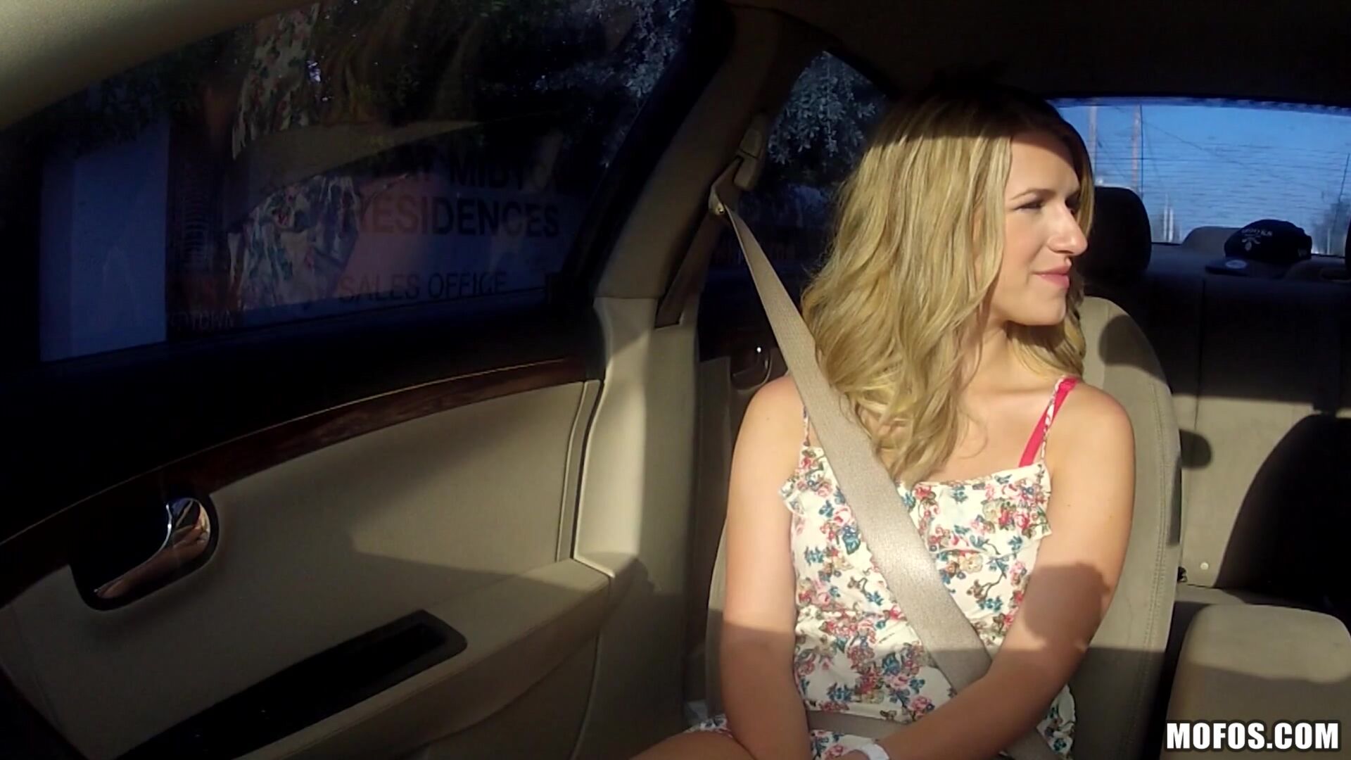 Blonde Gets Nailed on Camera