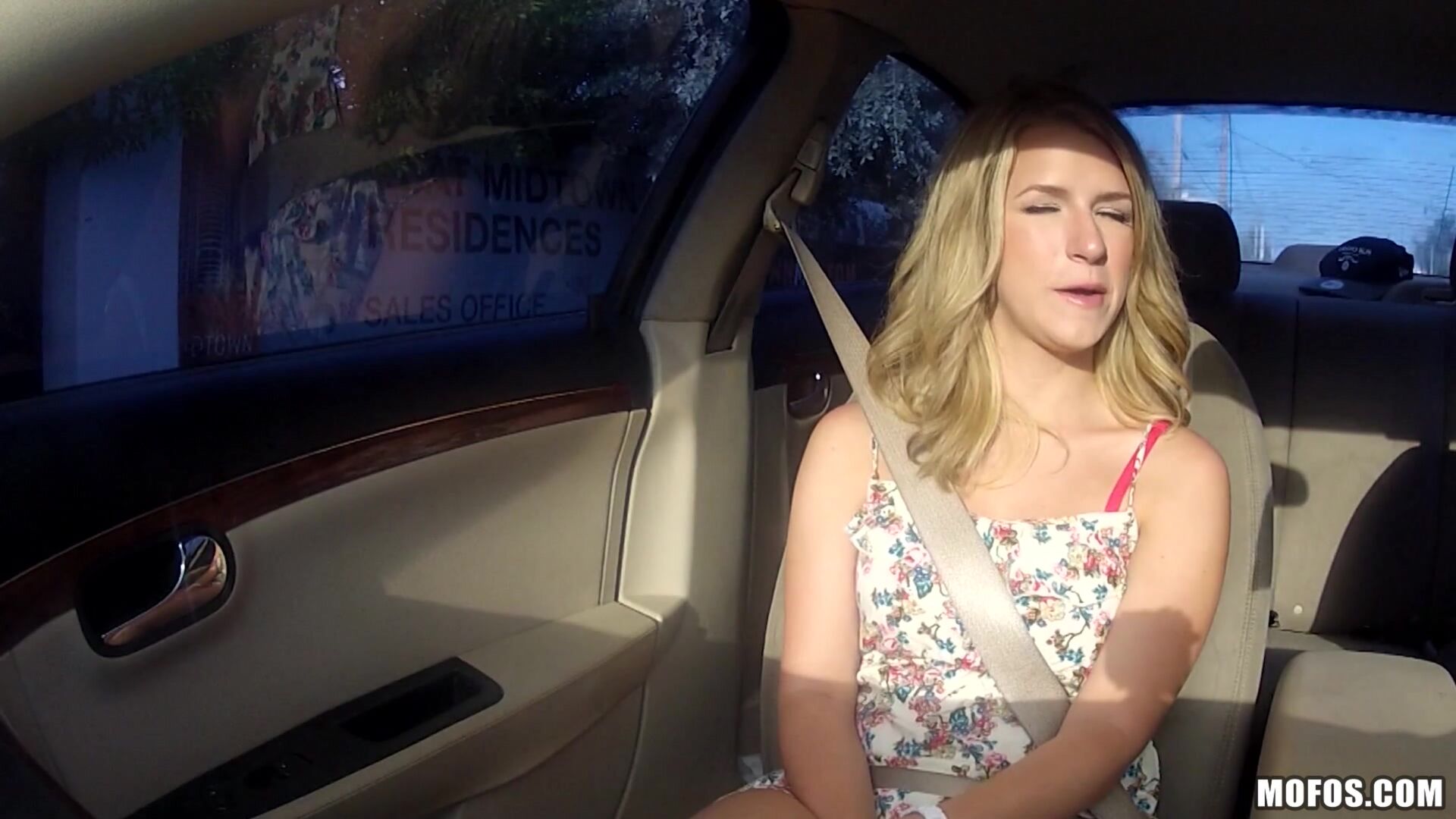 Blonde Gets Nailed on Camera