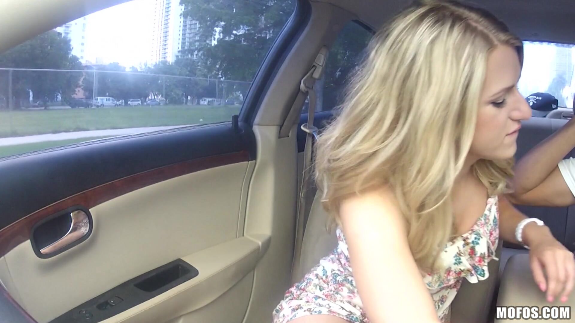 Blonde Gets Nailed on Camera