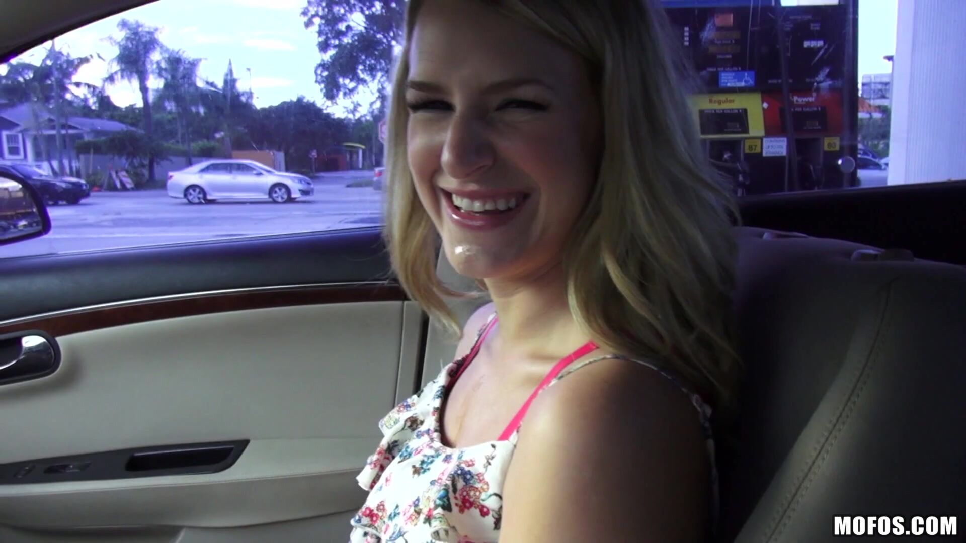 Blonde Gets Nailed on Camera
