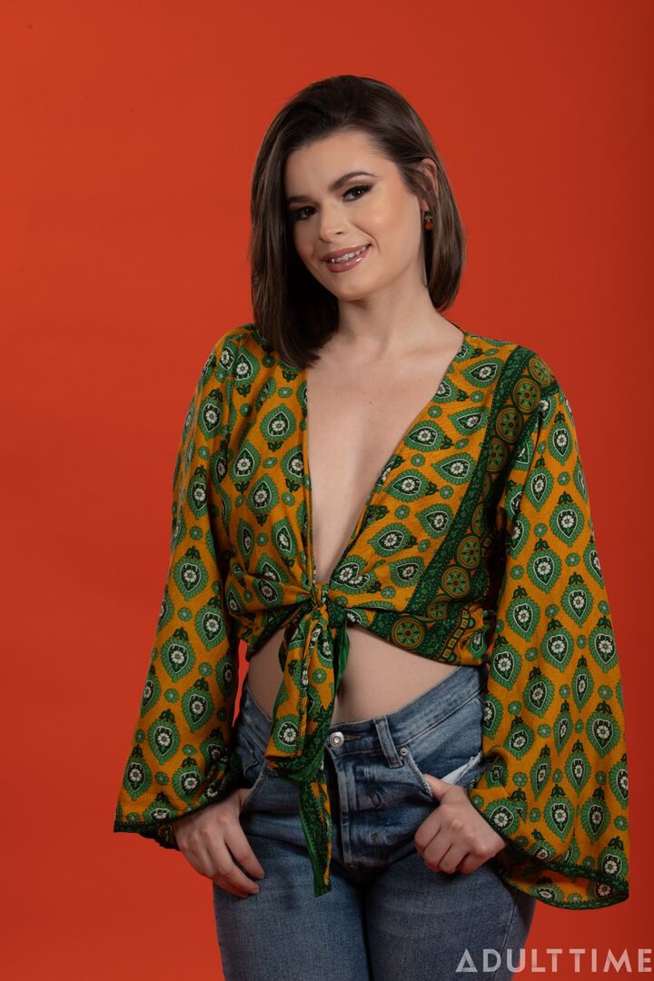 Up Close with Dharma Jones