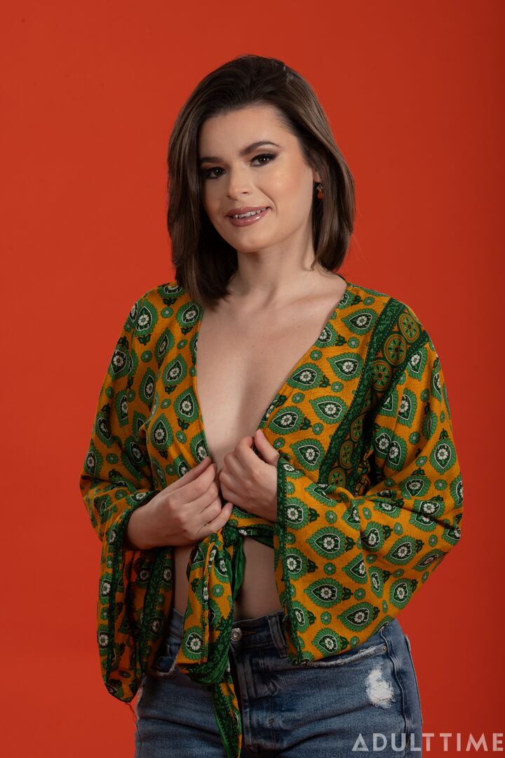 Up Close with Dharma Jones