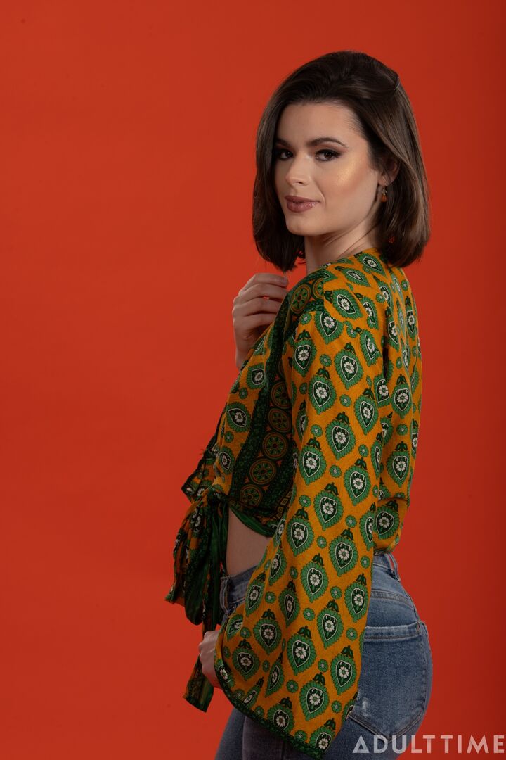 Up Close with Dharma Jones