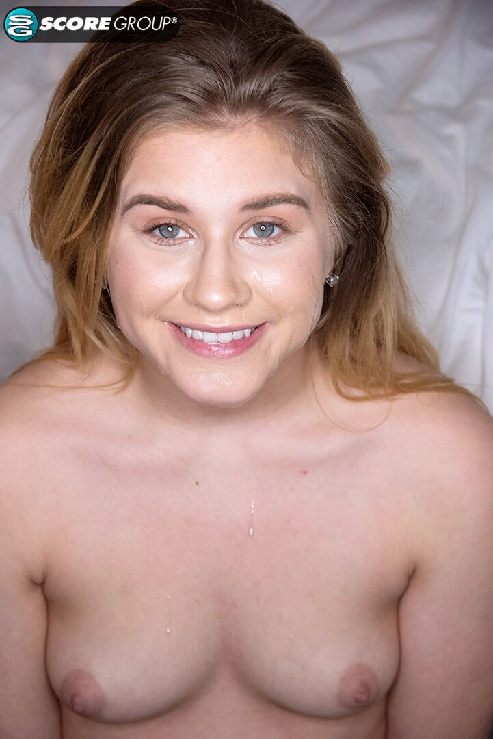Blonde Teen Taylor Bake Twerks Her Big Booty on a Big Cock