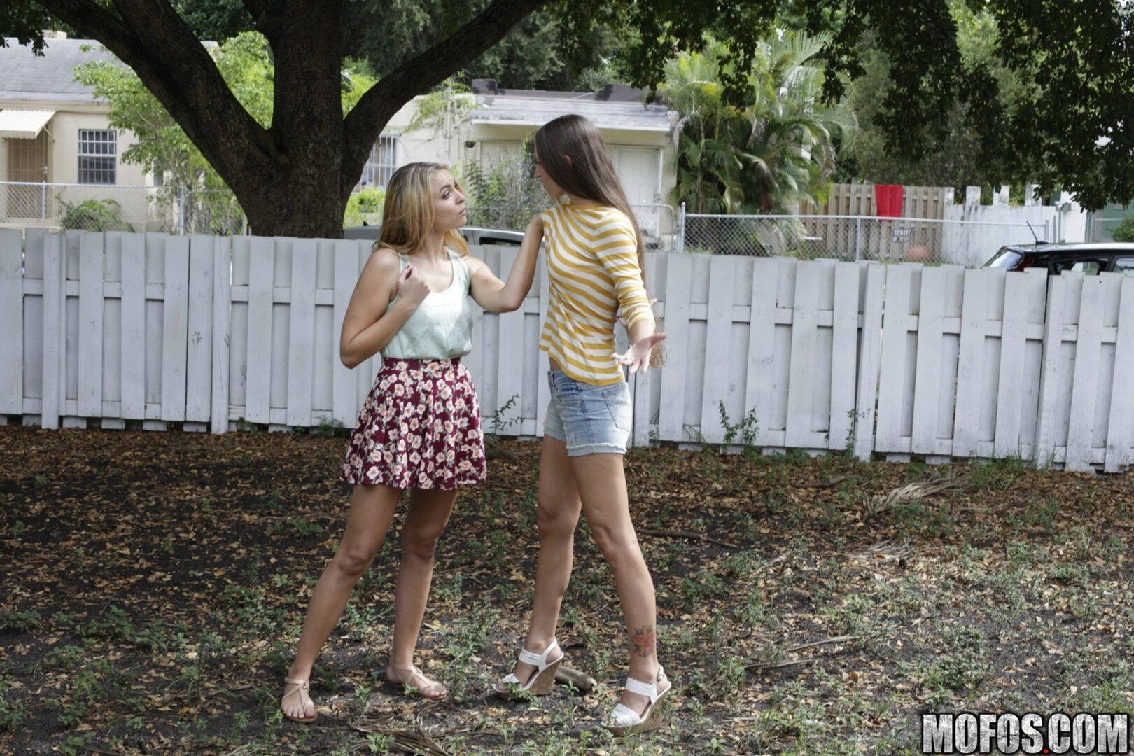 Blonde Hottie's Strip Girlfight